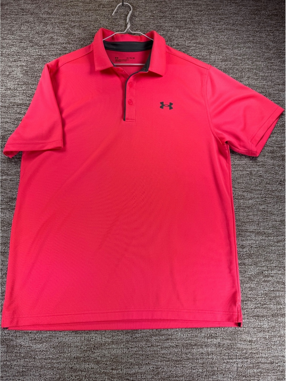 Under Armour Neon Pink Polo Performance Shirt Size XL Athletic Casual Golf